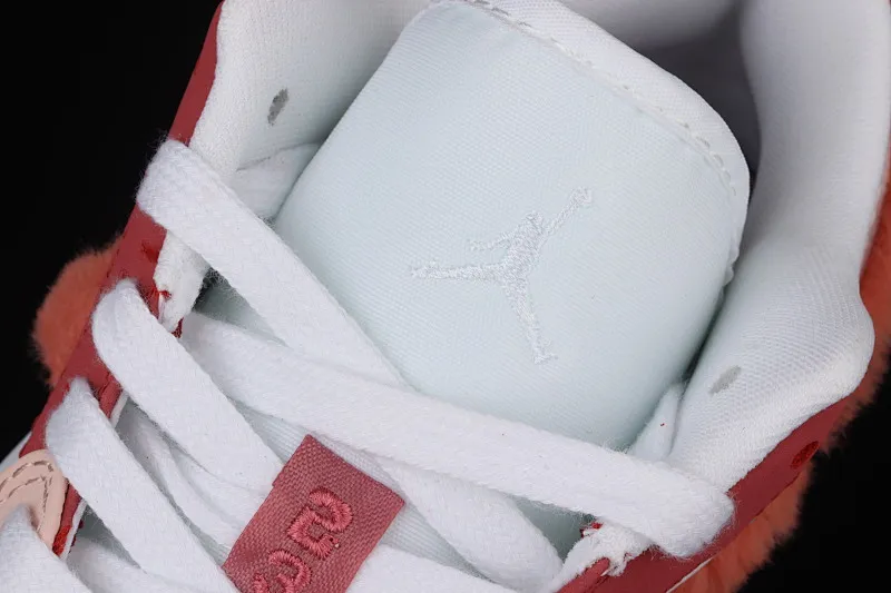 All categories Air Jordan Jordan series basketball shoes Air Jordan 1 Low Air Jordan 1 Low AJ1 Joe 1 Second Dimension Valentine's Day Low-top cultural basketball shoes DC0774-105